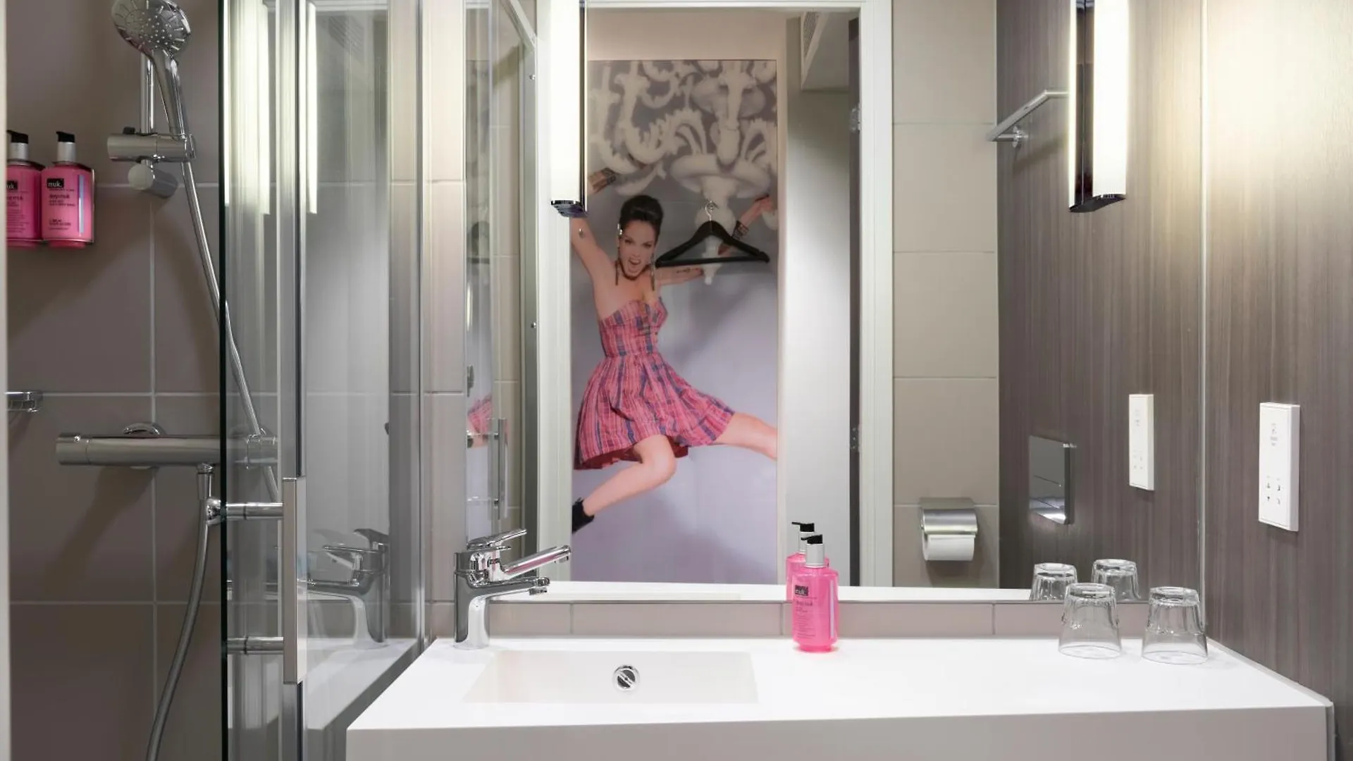 Moxy York Ξενοδοχείο